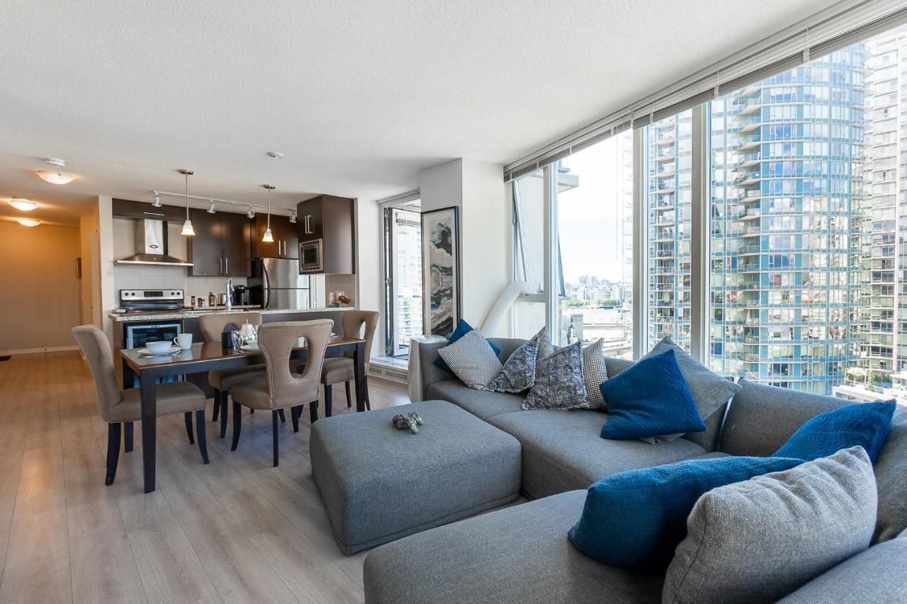 Stunning 2 Bedroom Condo With Downtown Views!!! Vancouver Exterior photo